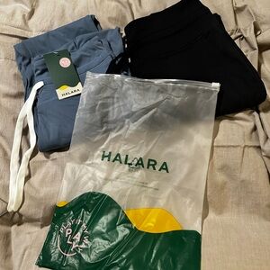 2 pair of the famous  Halara leggings jogger . Medium